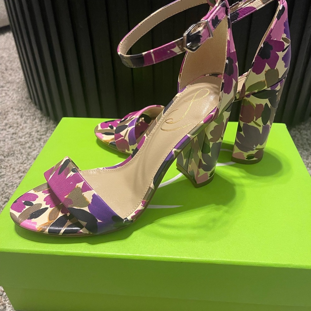 Sam Edelman Yaro Violet Purple Floral Heels - Picture 4 of 5